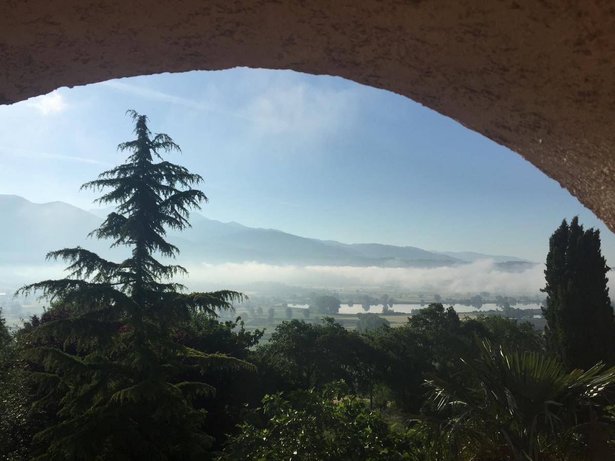 Tenuta Due Laghi Rivodutri エクステリア 写真