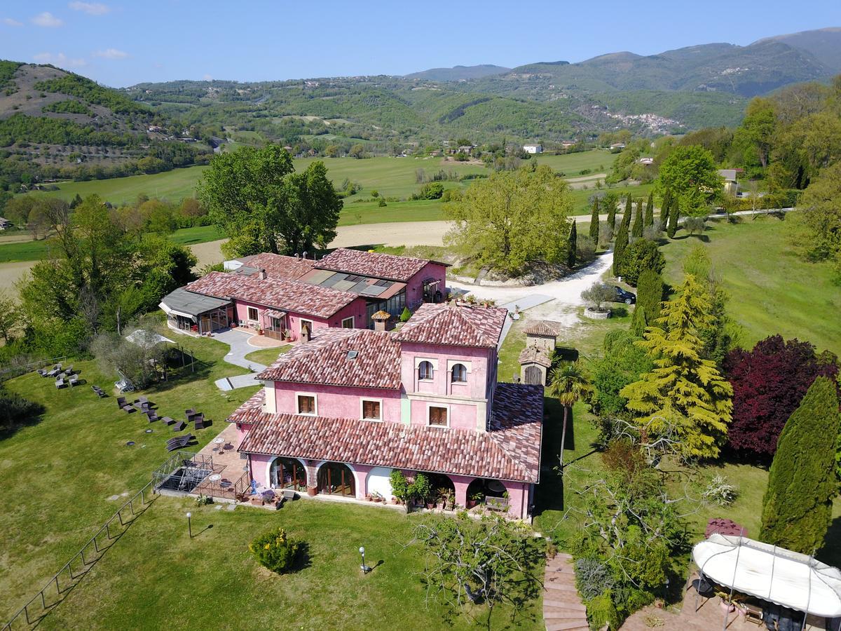 Tenuta Due Laghi Rivodutri エクステリア 写真